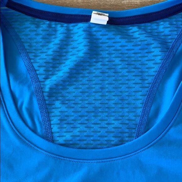 Under Armour Royal Blue running shirt M - Picture 2 of 4